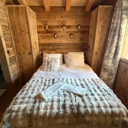 Sur Les Pistes Chalet Les Angles (Pyrenees-Orientales)